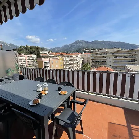 Beau T2 Climatise Grande Terrasse Plage A 2 Min, Parking Apartment