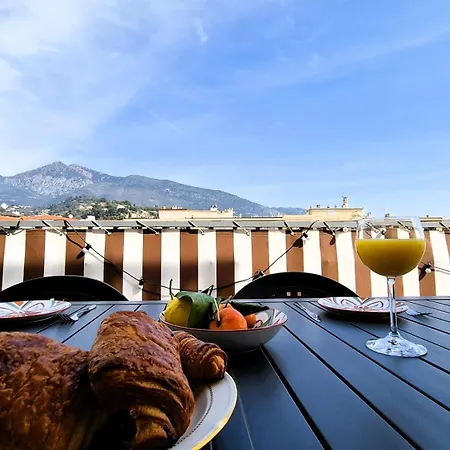 Appartement Beau T2 Climatise Grande Terrasse Plage A 2 Min, Parking *